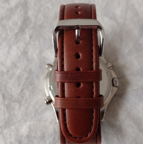Men's Eddie Bauer Vintage watch - Picture 3 of 6